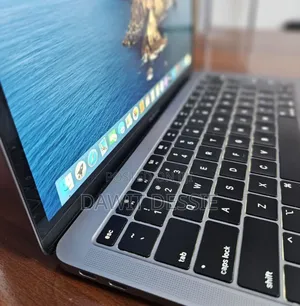 New Laptop Apple MacBook Air 2019 8GB Intel Core I5 SSD 128GB