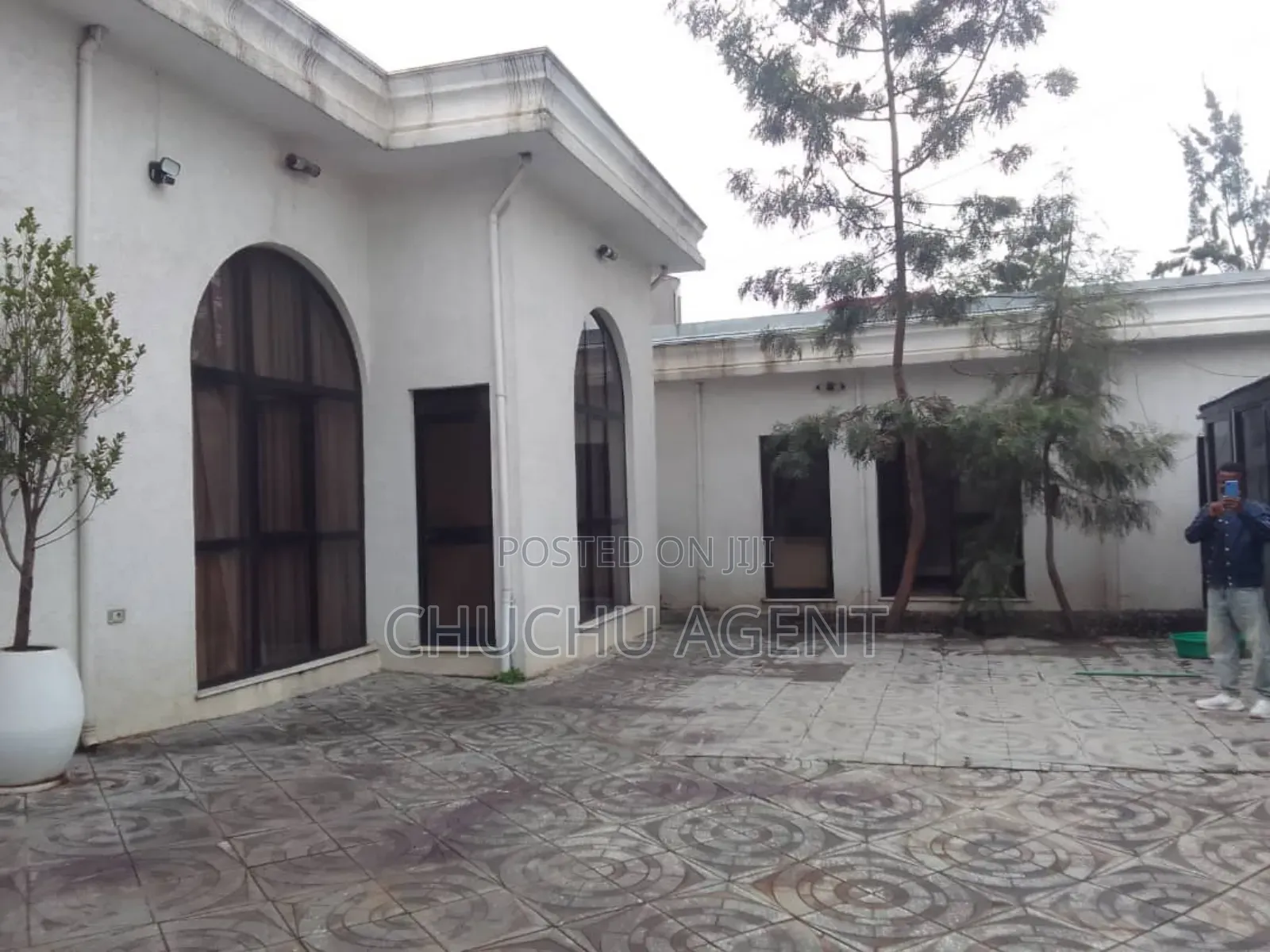 Furnished 3bdrm House in Bole for sale
