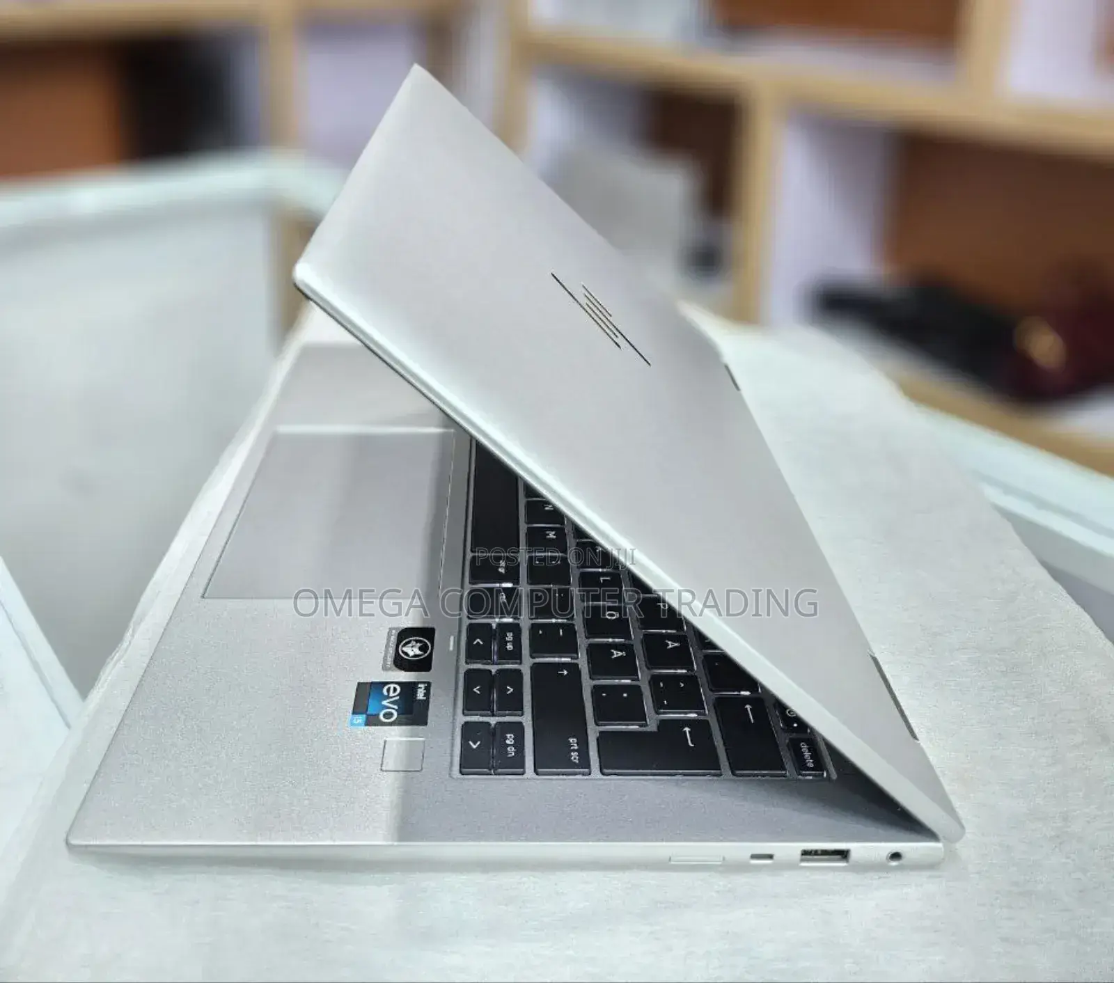 New Laptop HP EliteBook X360 1040 G9 16GB Intel Core I5 SSD 512GB