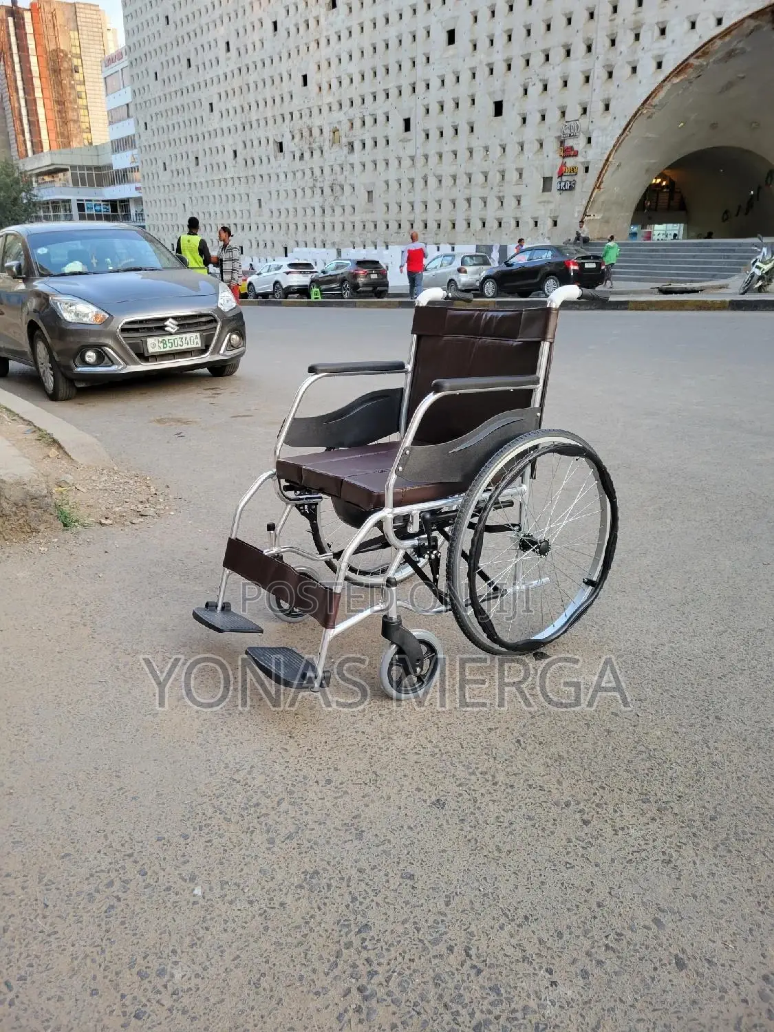 Self-Propelling Type Wheelchairs, Well Known塚凹toilet Wheelchair