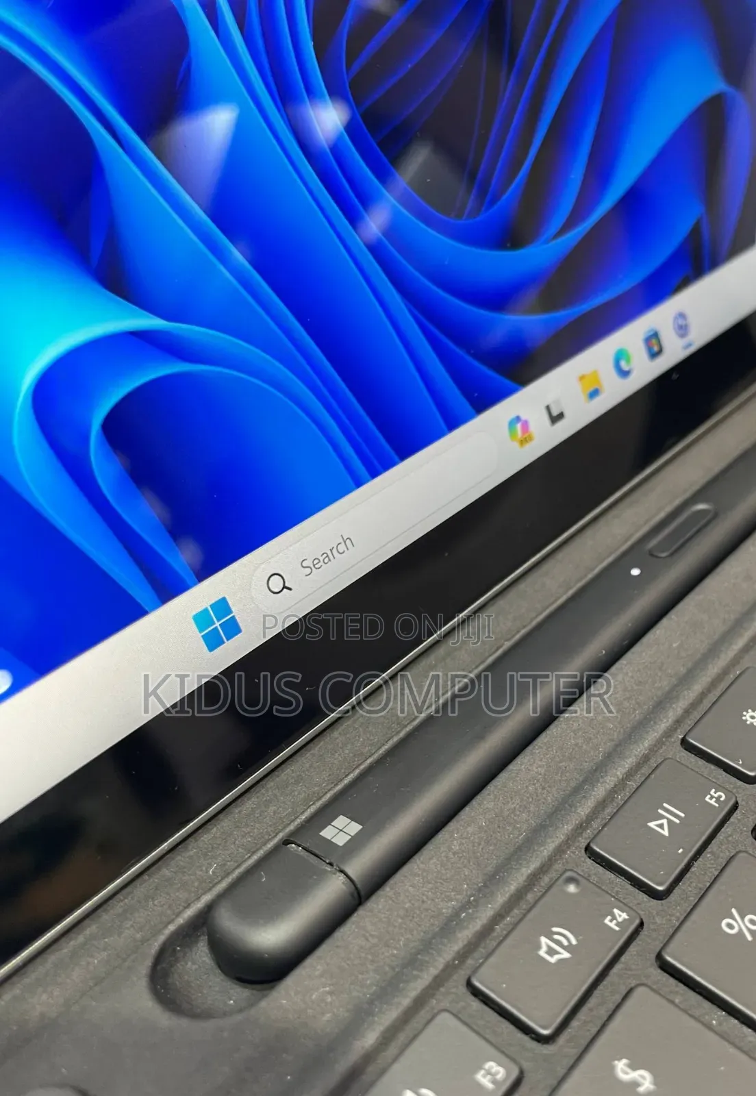 New Laptop Microsoft Surface 16GB Intel Core I7 SSD 256GB