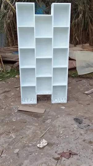 Shelvessss
