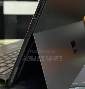 New Laptop Microsoft Surface Pro 10 16GB Intel Core Ultra 5 SSD 256GB