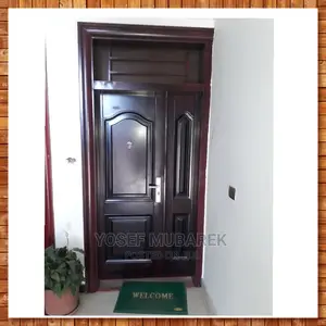 ውብ Imported በሮች