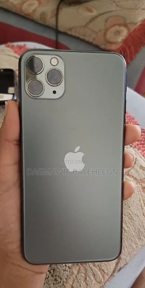 Apple iPhone 11 Pro Max 64 GB Green