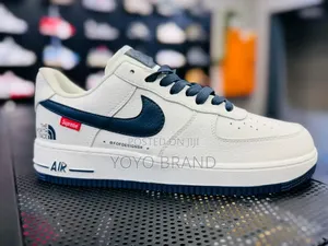 Nike Air Force 1 Supreme the North Face Blue Fashion Sneaker