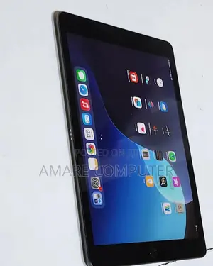 New Apple iPad 9.7 64 GB