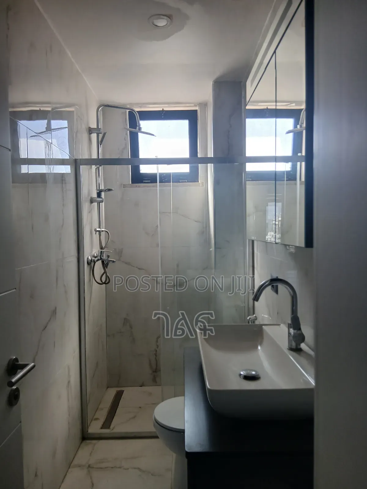 3bdrm Apartment in ቦሌ ኦሎምፒያ ቅንጡ 162 ካሬ, Bole for sale