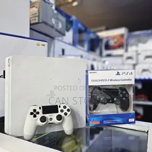 Playstation 4slim Brand New With 2joystick Jailbreakkkkkkk