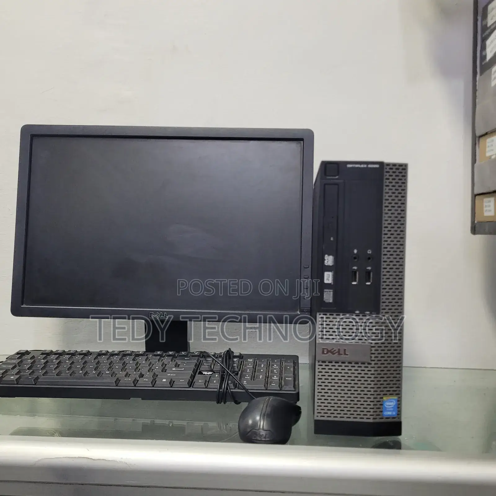 New Desktop Computer Dell OptiPlex 3020 4GB Intel Core i3 HDD 500GB