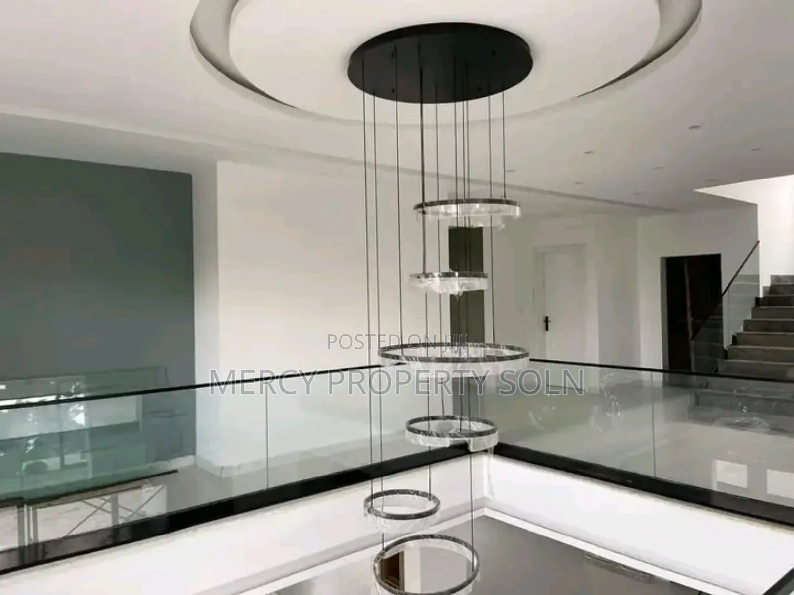 Furnished 9bdrm House in Bole for sale