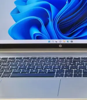 New Laptop HP ProBook 450 G9 16GB Intel Core Ultra 7 SSD 1T