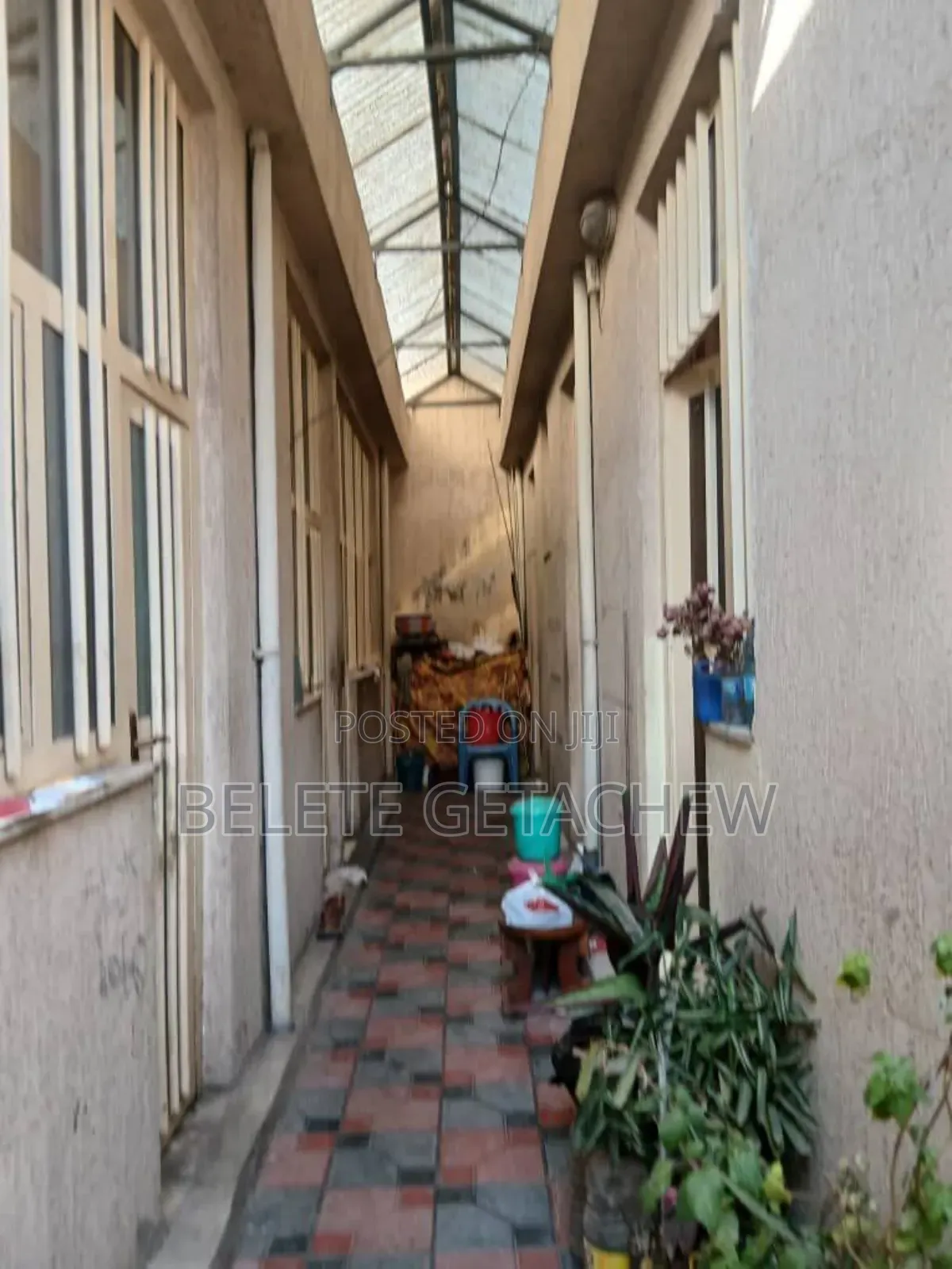 3bdrm Villa in Jacros, Villa House, Bole for sale