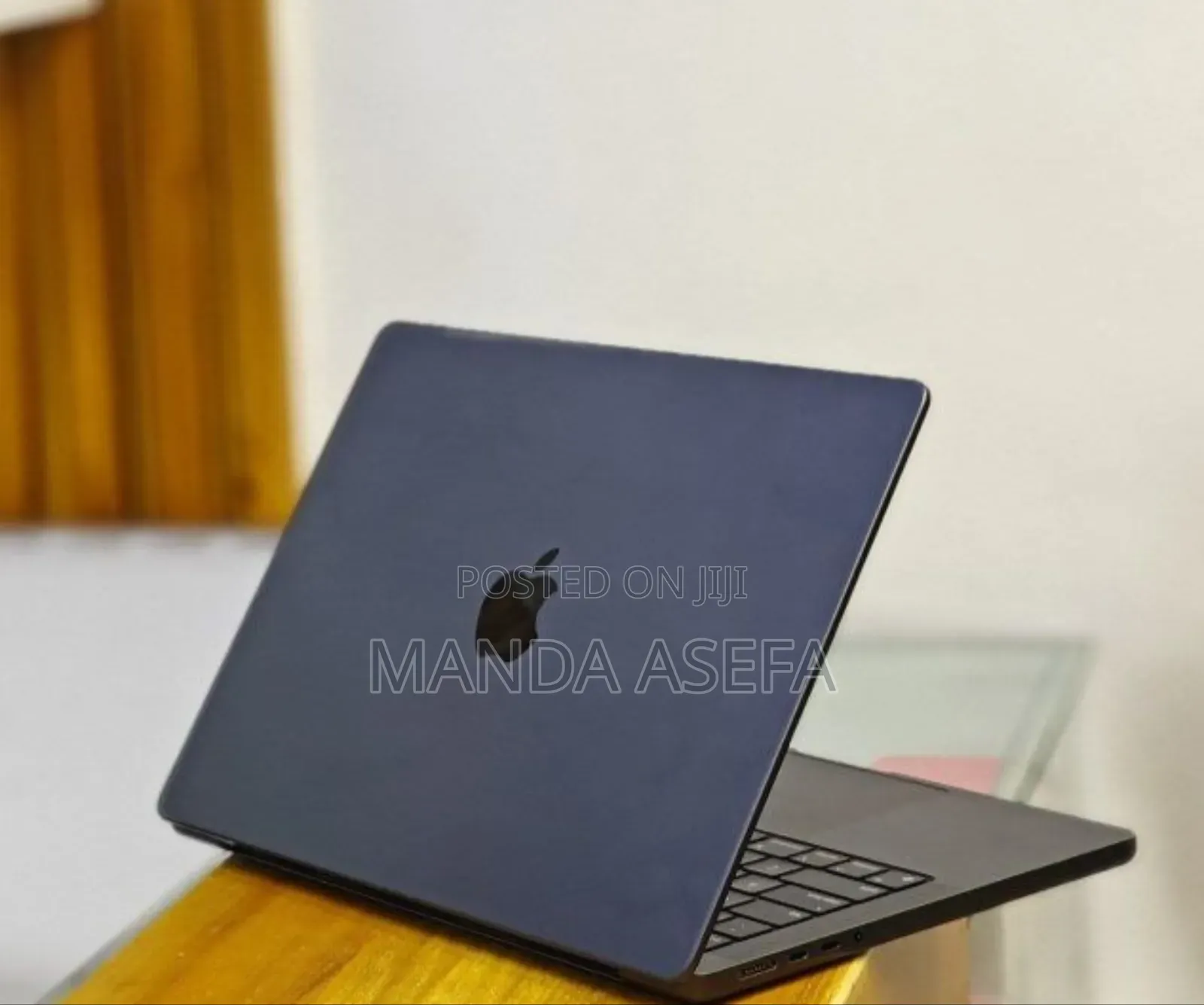 New Laptop Apple MacBook Pro 18GB Apple M3 SSD 512GB