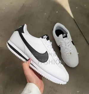 Nike Cortez White/Black Shoes