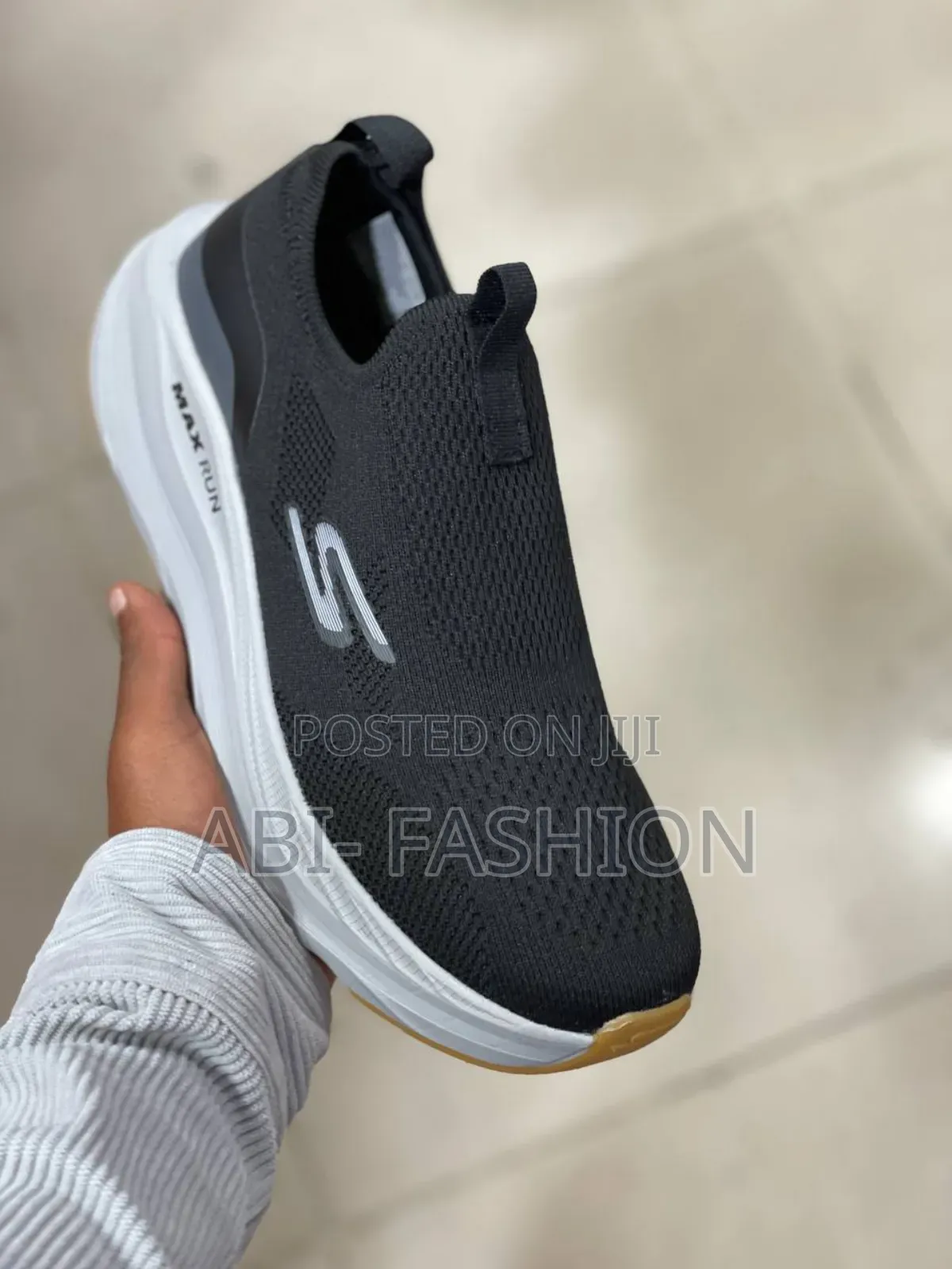 Sketchers White Sole Cousin