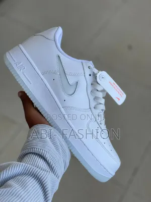 Triple White Nike Jewl Air Force 1