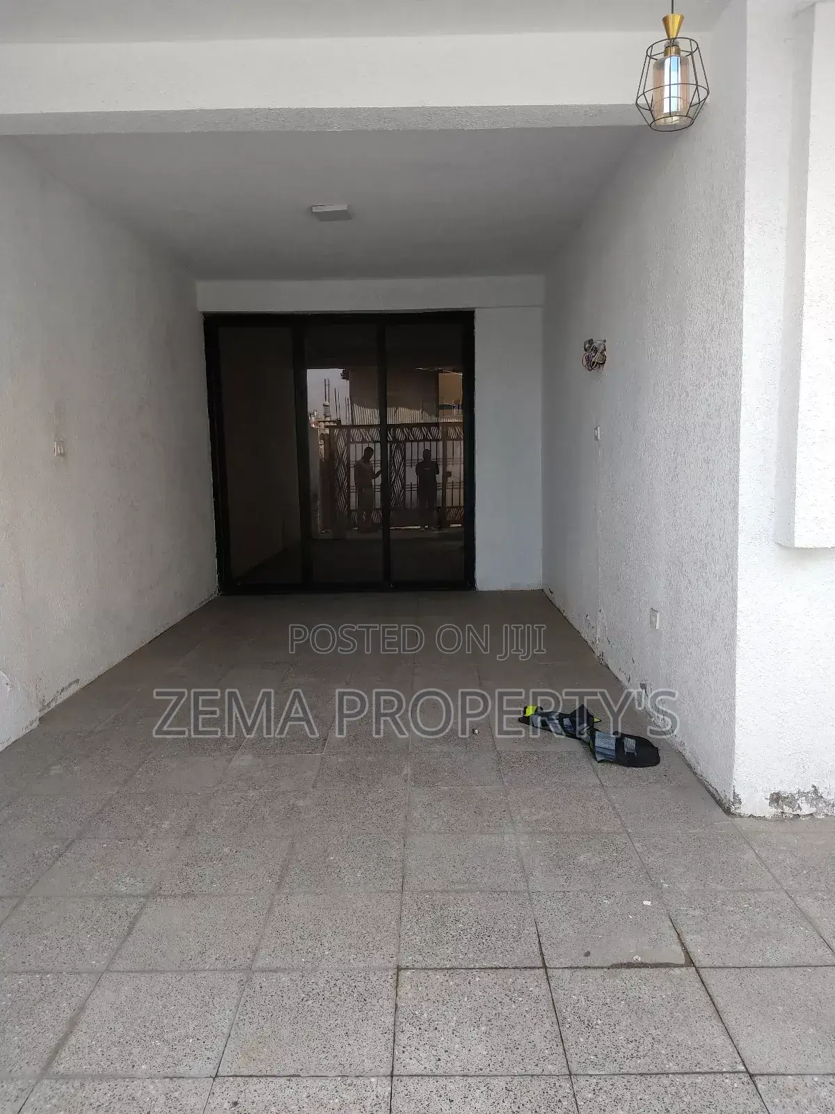 5bdrm House in Bole for sale