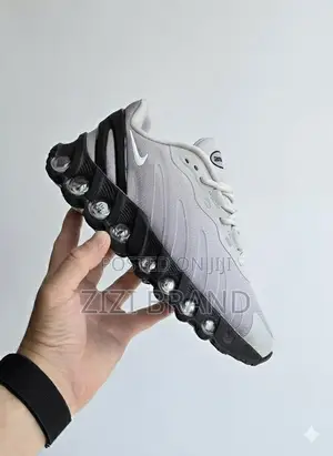 Nike Air Max Dn8 Men's Shoe
