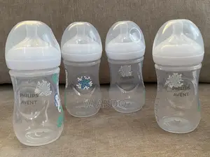 Philips Avent 3-6 Month Feeding Bottle - 4 Pieces