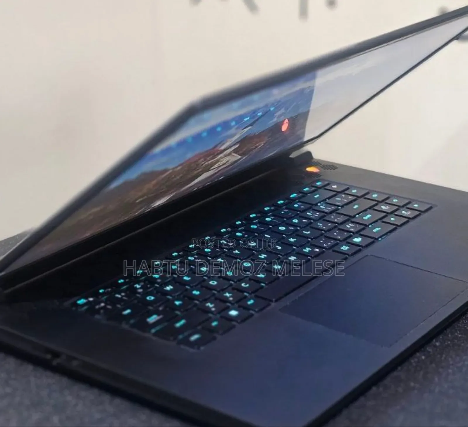 New Laptop Dell Alienware M17X 16GB AMD Ryzen 7 SSD 1T