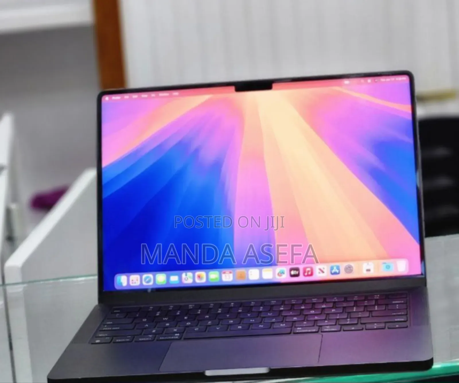 New Laptop Apple MacBook Pro 16GB Apple M4 SSD 512GB