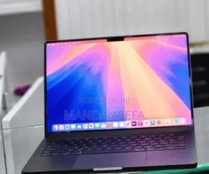 New Laptop Apple MacBook Pro 16GB Apple M4 SSD 512GB