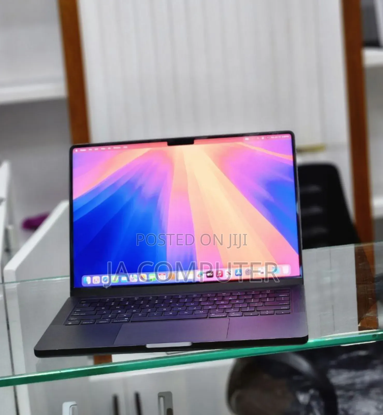 New Apple MacBook Pro 2024 M4 14-Inch 16GB Apple M4 Pro SSD 512GB