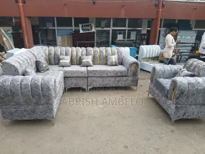 አዲስ ሶፉ ነፃ ትራንስፖርት አገልግሎት New Design Sofa
