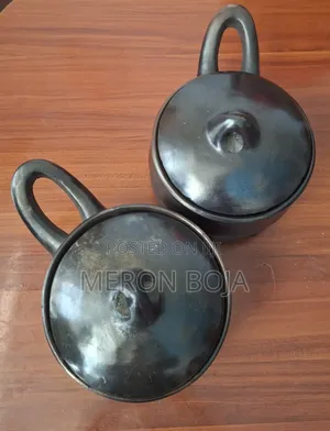 የሸክላ ድስት በተለያየ መጠንና አይነት