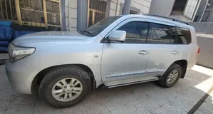 Toyota Land Cruiser 2008 White