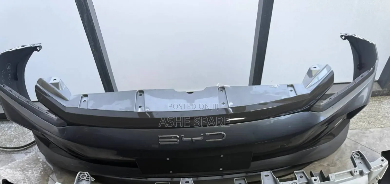 Byd Front Complete Bumper (የፊት ሙሉ ፓራኦልት)