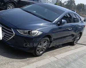 Hyundai Avante 2017 Blue