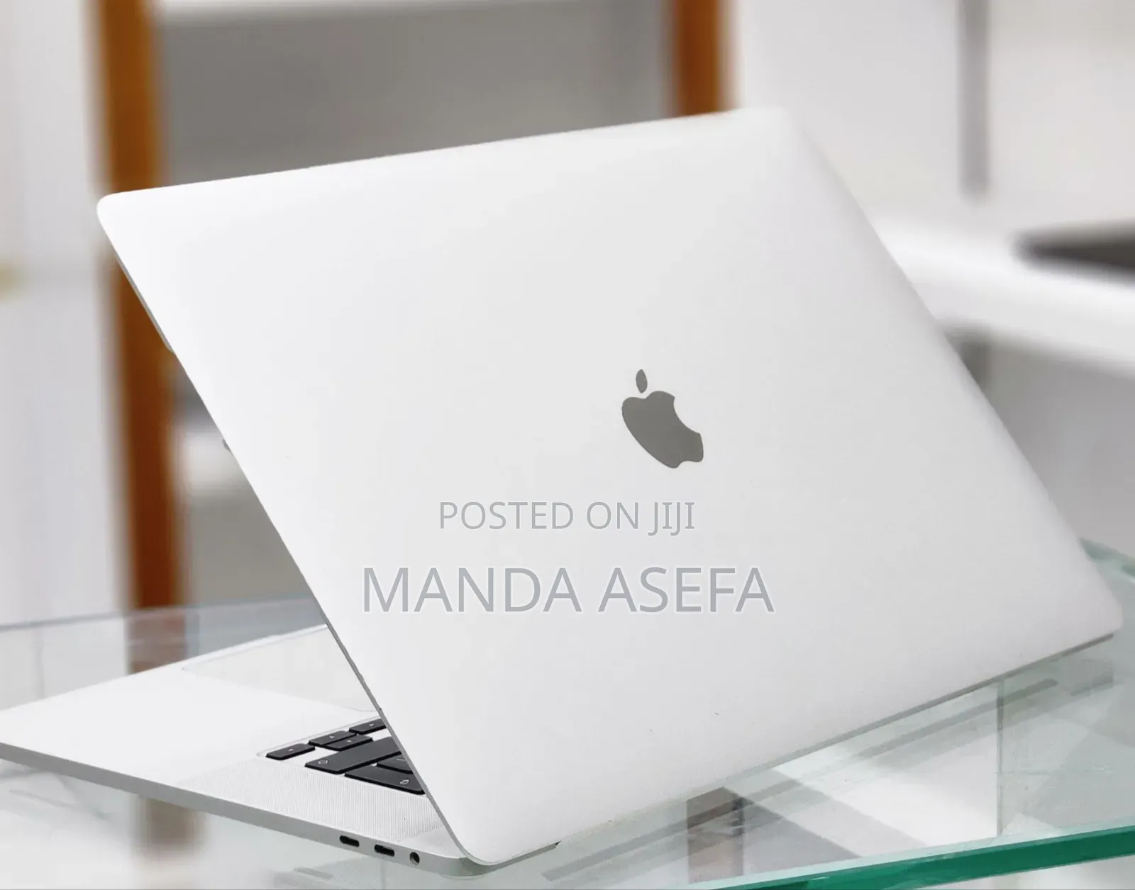 New Laptop Apple MacBook Pro 2019 16GB Intel Core I9 SSD 512GB