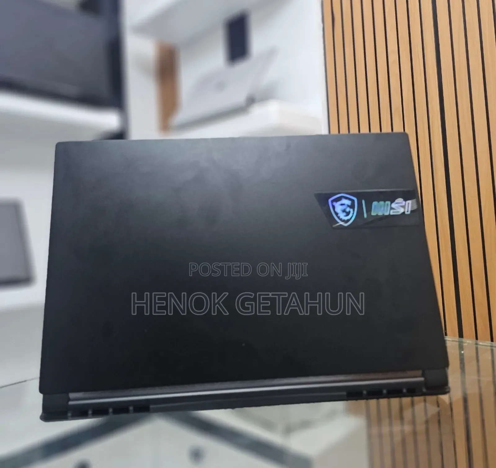 New Laptop MSI Stealth 16 AI Studio 16GB Intel Core I7 SSD 1T