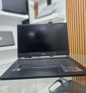 New Laptop MSI Stealth 16 AI Studio 16GB Intel Core I7 SSD 1T