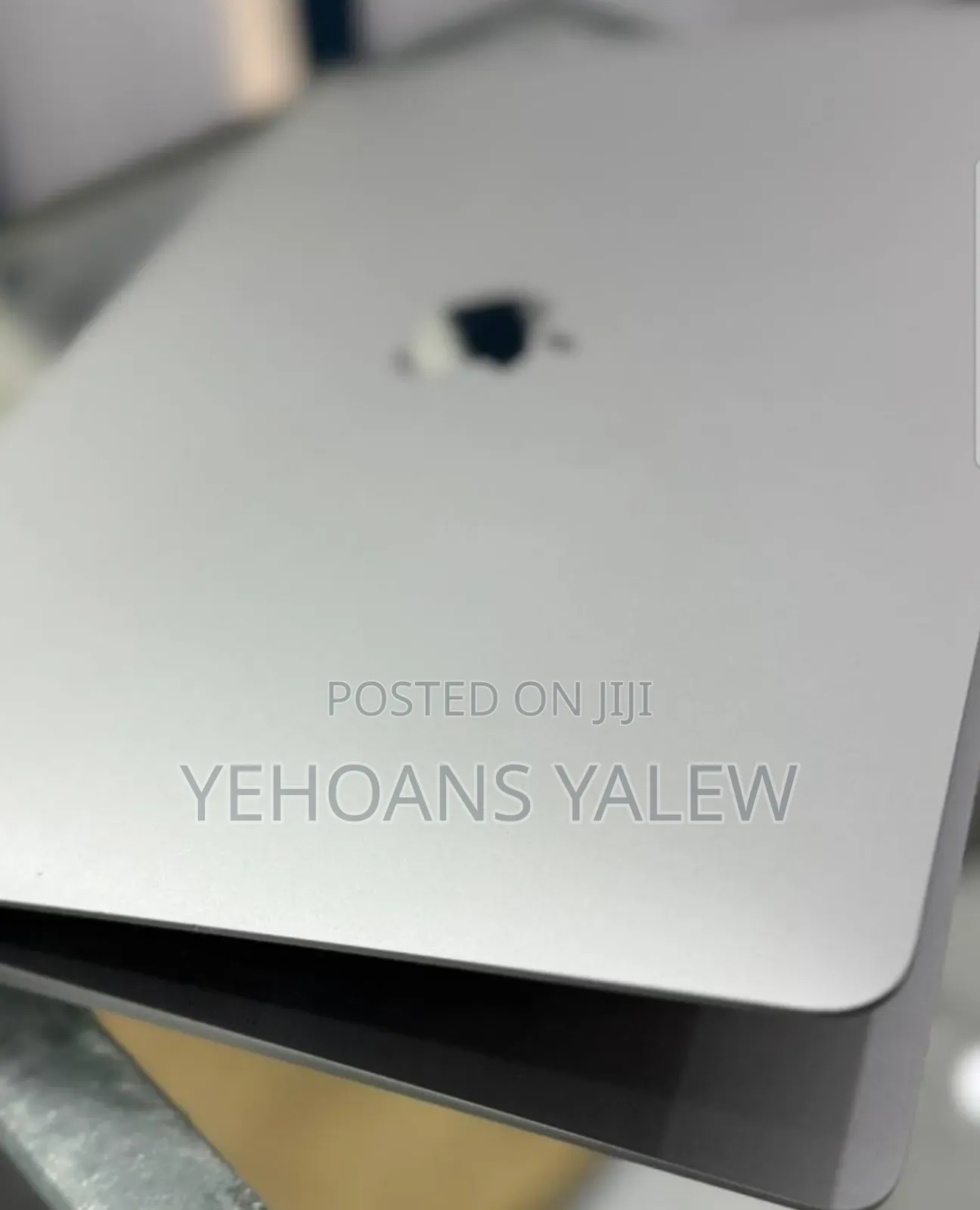 New Laptop Apple MacBook Air 2020 M1 8GB Apple M1 SSD 256GB