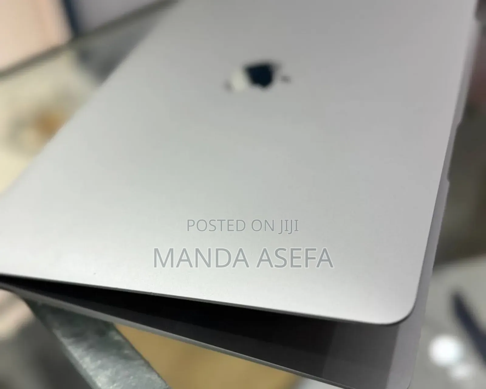 New Laptop Apple MacBook Air 2020 M1 8GB Apple M1 SSD 256GB