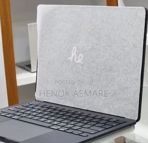 New Laptop Apple MacBook Air 16GB Apple M4 SSD 256GB