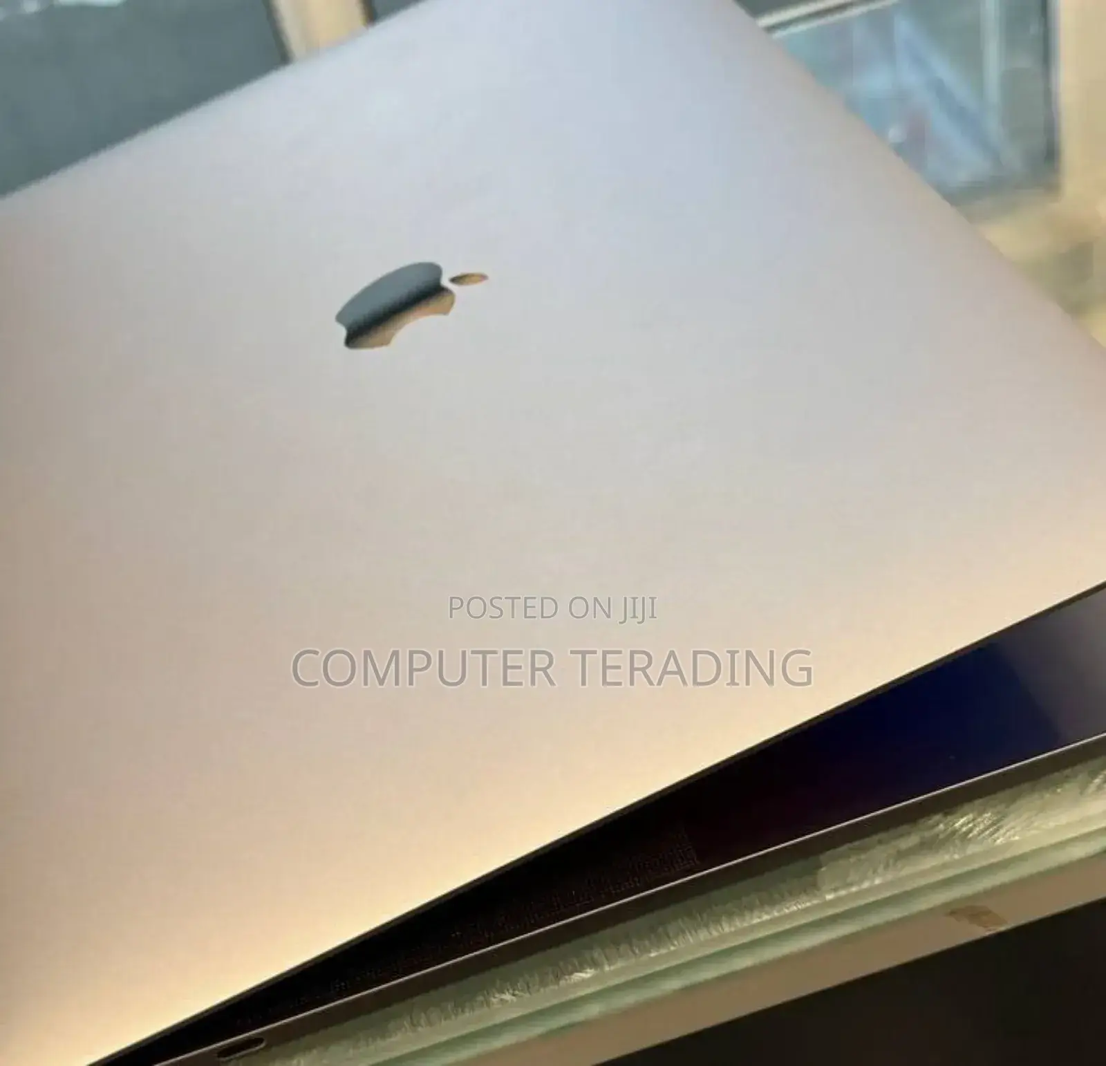 New Laptop Apple MacBook 2016 16GB Intel Core I7 SSD 256GB