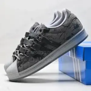 Old School Adidas Balte Shoes