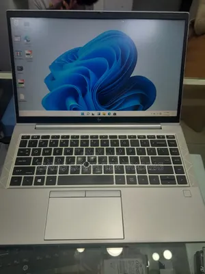 New Laptop HP EliteBook 840 G8 16GB Intel Core I7 SSD 512GB