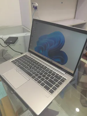 New Laptop HP EliteBook 840 G8 16GB Intel Core I7 SSD 512GB
