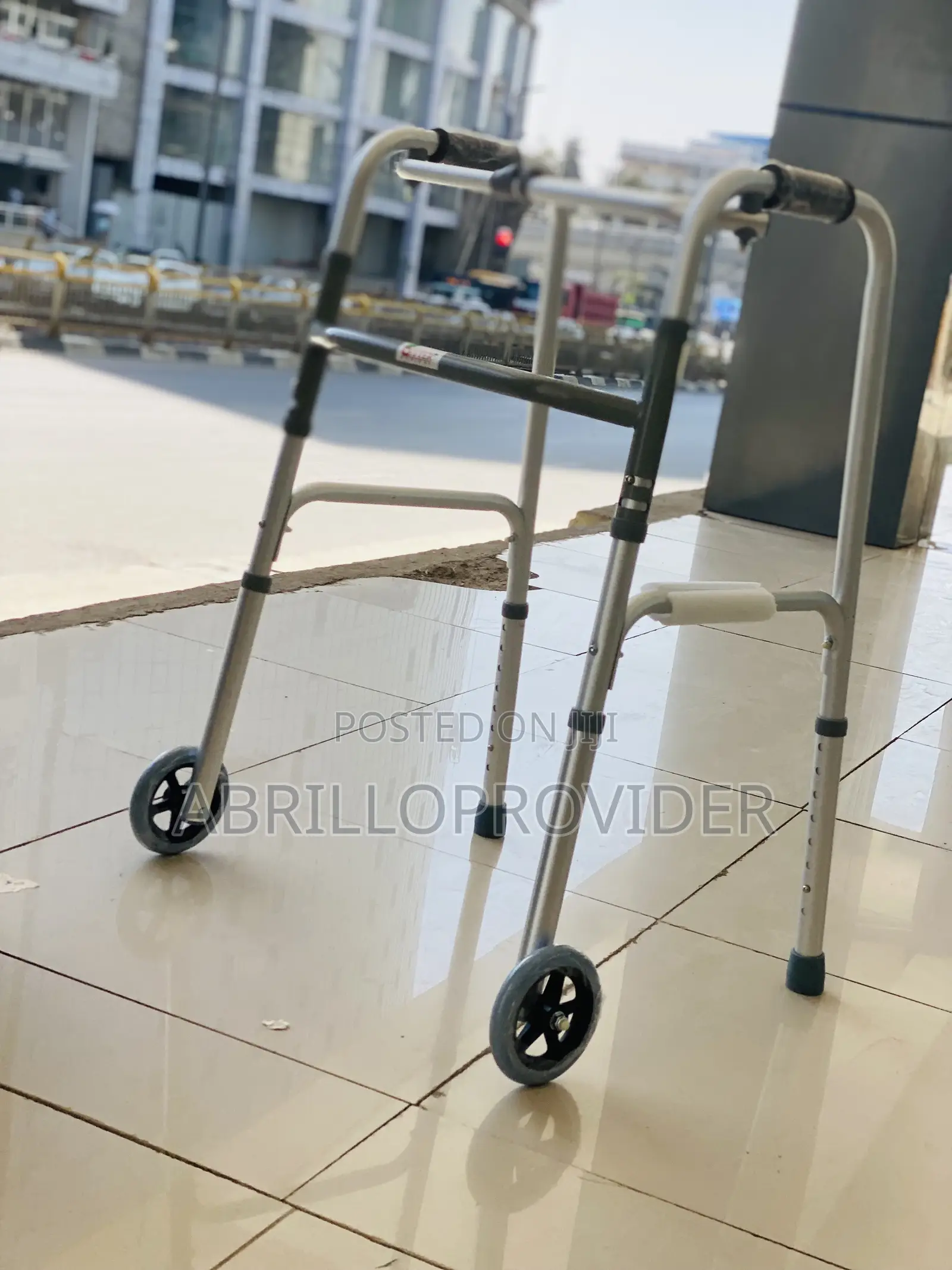 Walkingmedical到walker短裤folding大家walker如今lightweight到walk