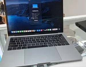 New Laptop Apple MacBook Pro 2017 16GB Intel Core I5 SSD 256GB