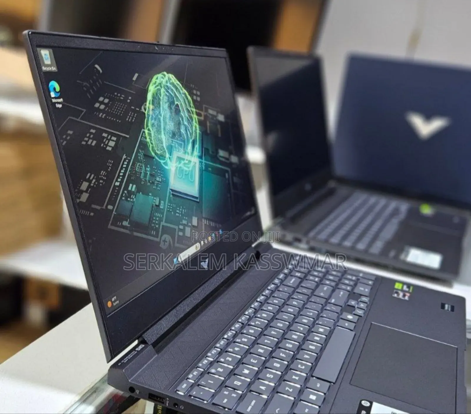 New Laptop HP Victus 15 16GB AMD Ryzen 7 SSD 1T