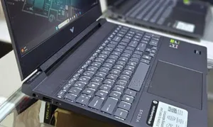 New Laptop HP Victus 15 16GB AMD Ryzen 7 SSD 1T