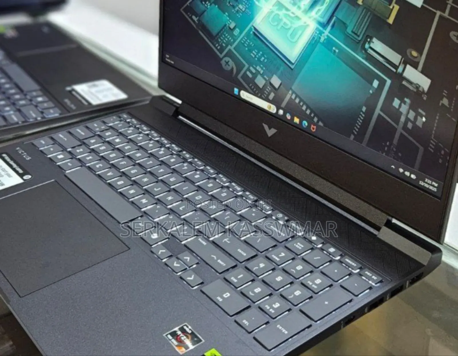 New Laptop HP Victus 15 16GB AMD Ryzen 7 SSD 1T
