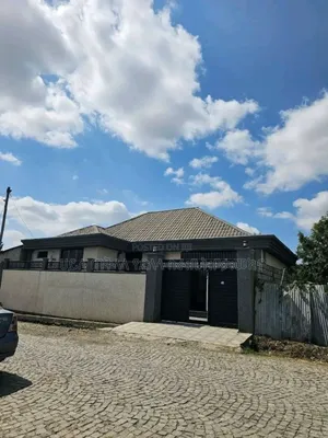 Furnished 4bdrm Villa in ለገጣፎ አካባቢ, Oromia-Finfinne for sale
