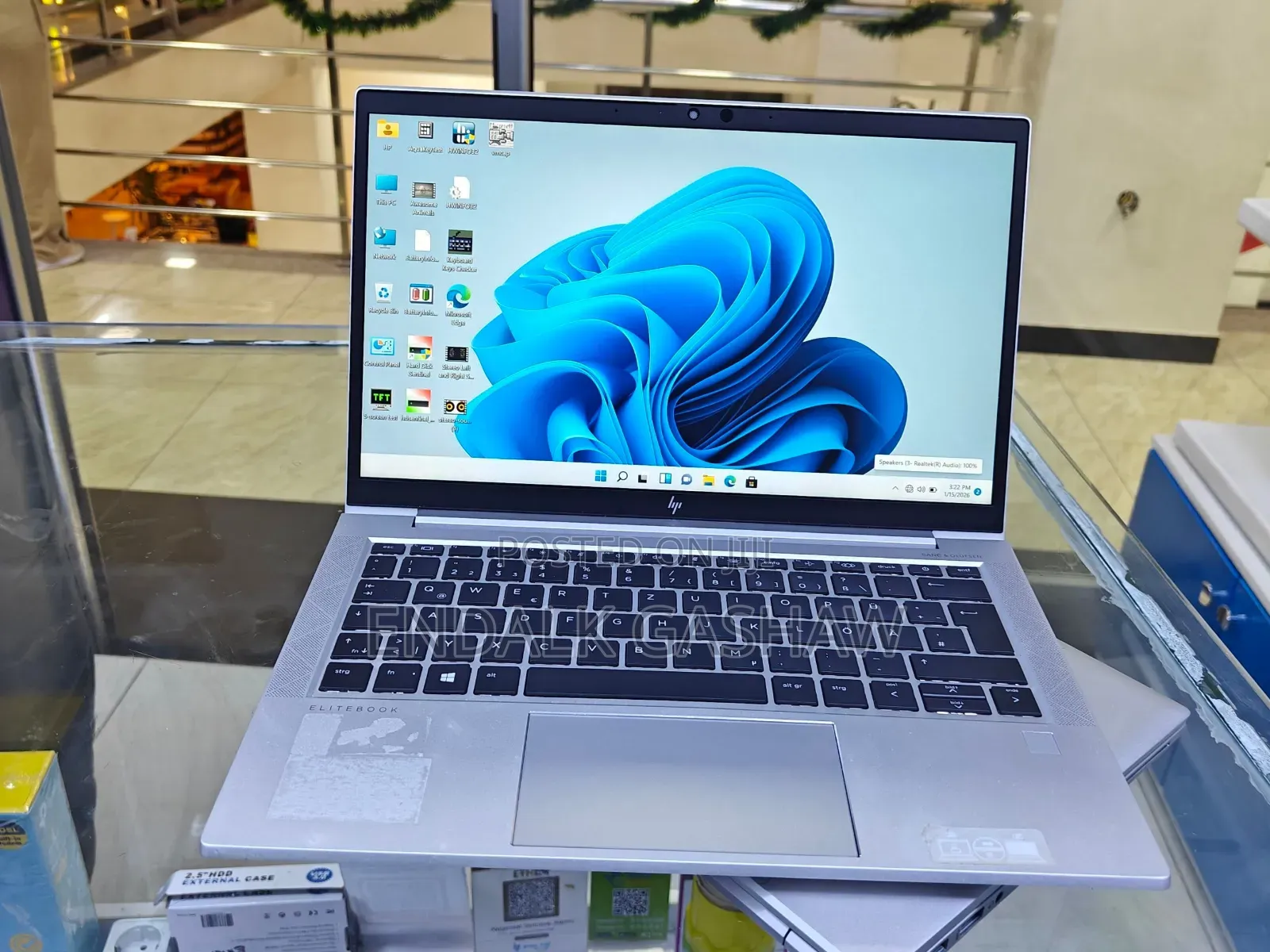New Laptop HP EliteBook 845 G8 16GB AMD Ryzen 5 SSD 512GB